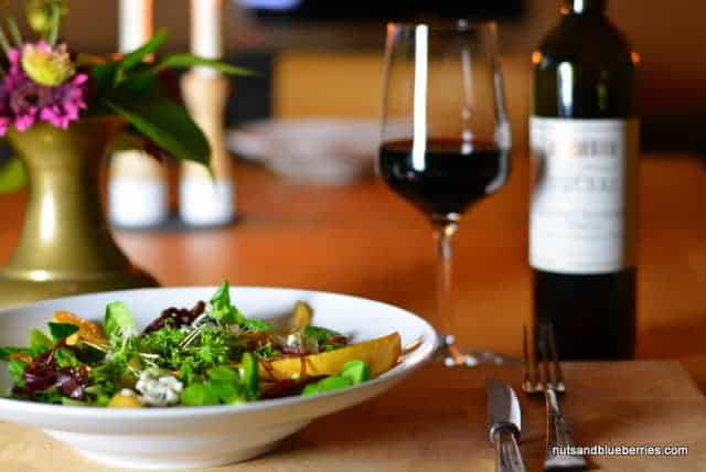 caramelized pears and redwine onions on lambs lettuce nab (2)